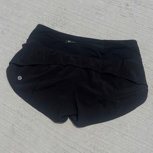 Lululemon Speed Up Shorts 2.5”